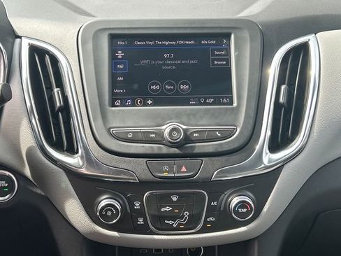 Used 2023 Chevrolet Equinox LT image 19