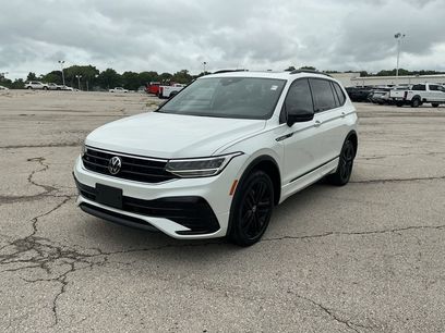Used 2022 Volkswagen Tiguan SE R-Line