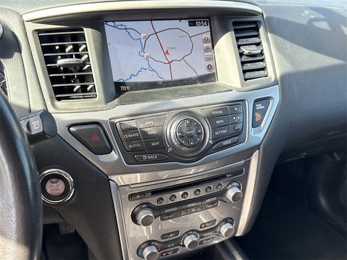 Used 2017 Nissan Pathfinder SL w/ SL Tech Package image 20