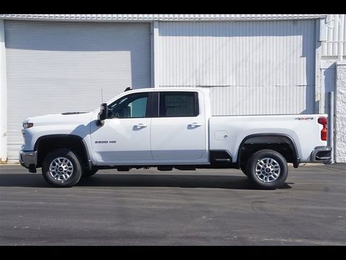 New 2026 Chevrolet Silverado 2500 LT w/ Convenience Package image 2