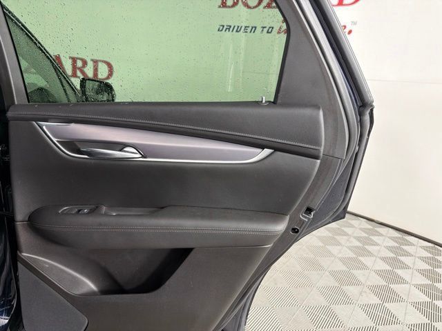 Used 2021 Cadillac XT5 Luxury FWD image 41