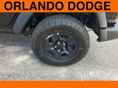 Used 2026 Jeep Wrangler Sport image 5