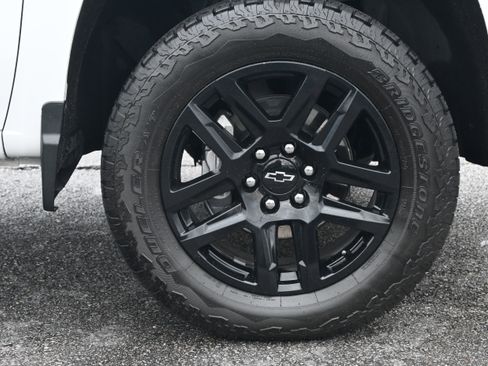 Used 2026 Chevrolet Silverado 1500 LT Trail Boss w/ Convenience Package II AWD/4WD image 13