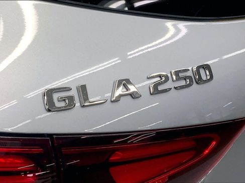 Used 2026 Mercedes-Benz GLA 250 image 16