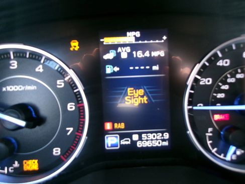 Used 2019 Subaru Ascent Touring w/ Popular Package #3 image 22