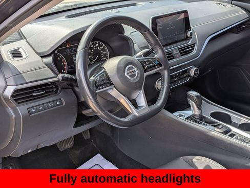 Used 2019 Nissan Altima 2.5 SV FWD image 12