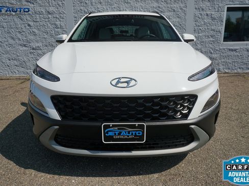 Used 2022 Hyundai Kona SEL w/ Cargo Package AWD/4WD image 2