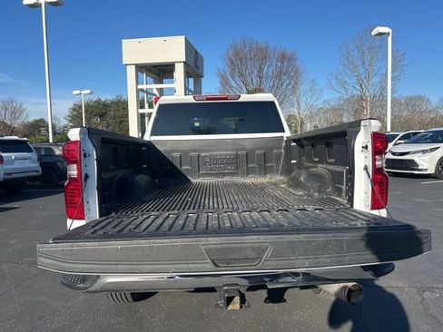 Used 2025 Chevrolet Silverado 2500 LT w/ Convenience Package image 8