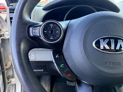 Used 2019 Kia Soul w/ Convenience Package FWD image 18