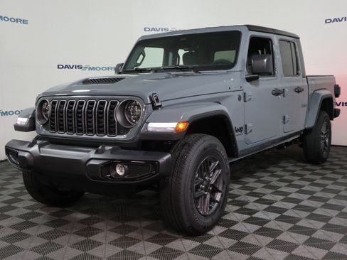 New 2026 Jeep Gladiator Sport AWD/4WD image 12
