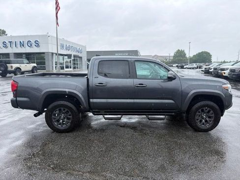 Used 2023 Toyota Tacoma SR5 w/ Technology Package AWD/4WD image 7