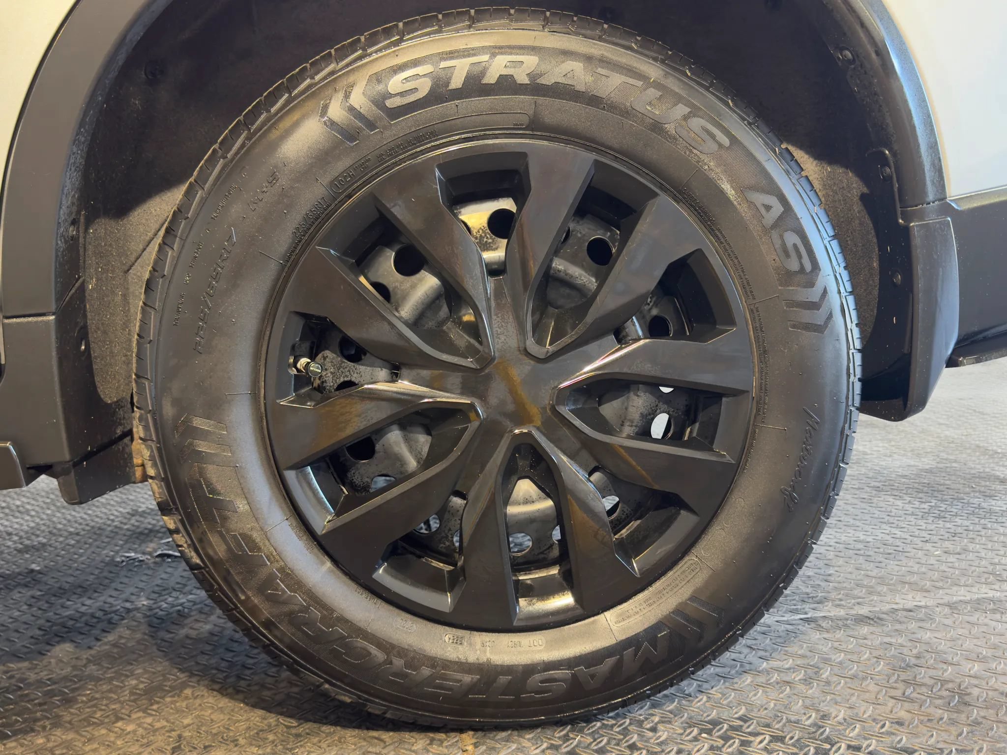 Used 2015 Nissan Rogue S AWD/4WD image 21