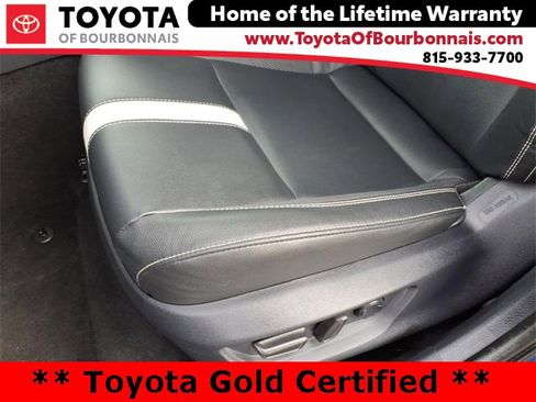 Certified 2025 Toyota Camry SE image 14