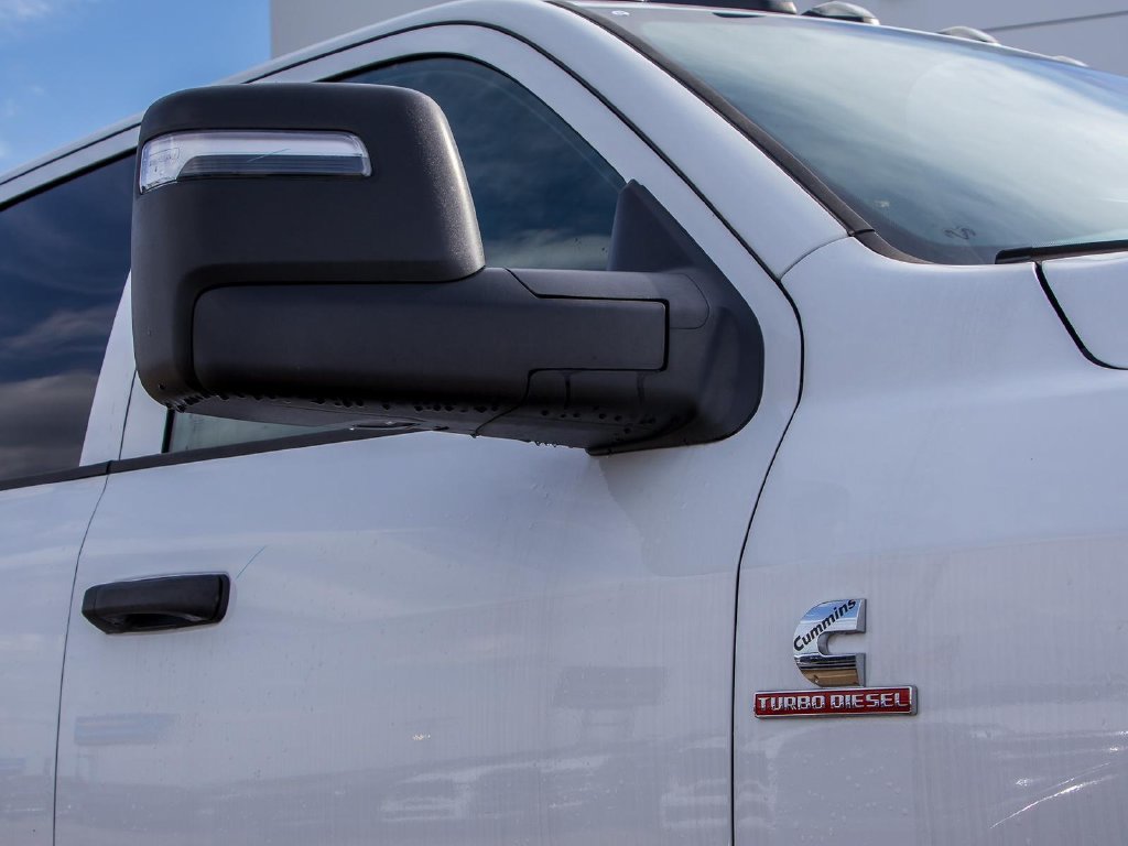 Used 2025 RAM 2500 Tradesman AWD/4WD image 2