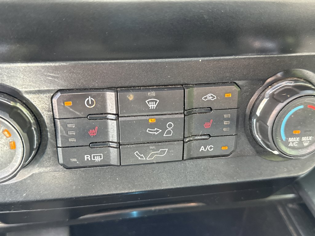 Used 2020 Ford F150 XLT w/ Equipment Group 302A Luxury AWD/4WD image 11