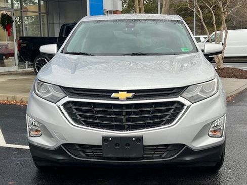 Used 2020 Chevrolet Equinox LT image 3