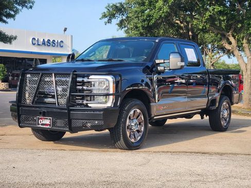 Used 2023 Ford F250 King Ranch AWD/4WD image 3