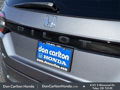 Used 2025 Honda Pilot EX-L image 7