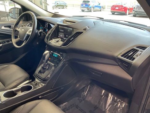 Used 2015 Ford Escape Titanium FWD image 17