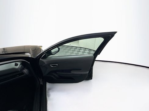 Used 2025 Kia K4 LXS image 30