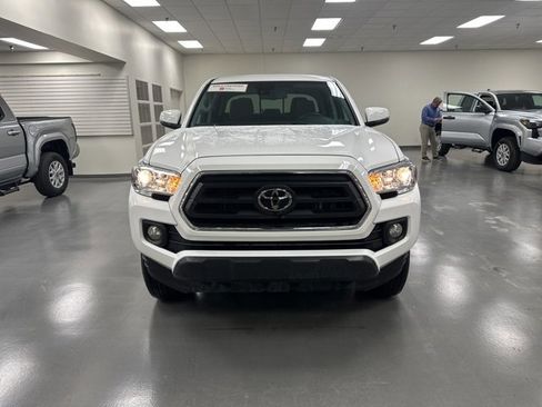 Certified 2023 Toyota Tacoma SR5 image 2