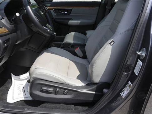Used 2018 Honda CR-V Touring image 11