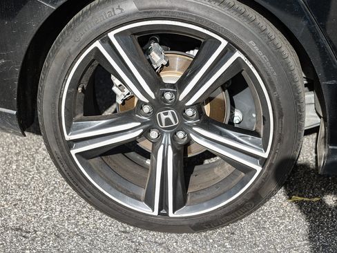 Used 2023 Honda Accord Sport image 12