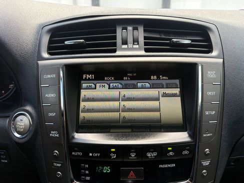 Used 2010 Lexus IS 250 AWD image 34