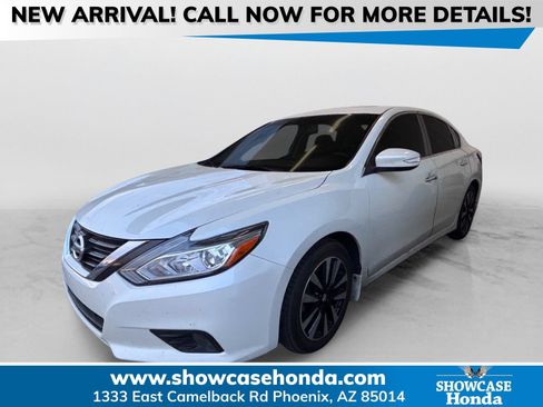 Used 2018 Nissan Altima 2.5 SV w/ 2.5 SV Technology Package FWD image 1