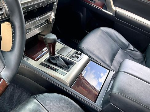 Used 2015 Lexus GX 460 w/ Premium Package AWD/4WD image 14