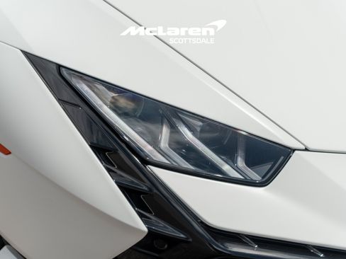 Used 2024 Lamborghini Huracan Tecnica RWD image 19
