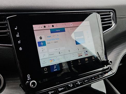 Used 2024 Jeep Wagoneer Series II w/ Flexible Seating Group image 17