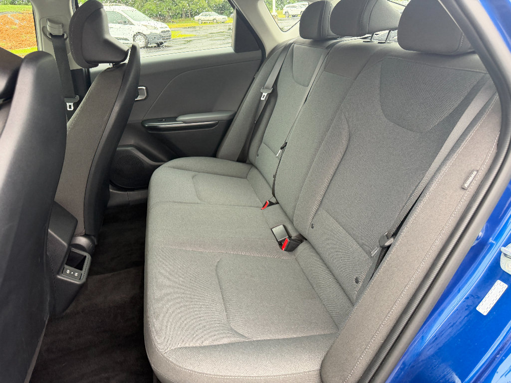 Used 2025 Kia K4 FWD image 21