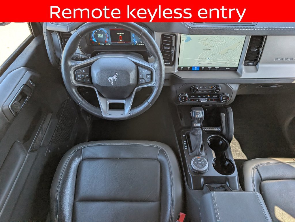 Used 2025 Ford Bronco Outer Banks w/ Sasquatch Package AWD/4WD image 27
