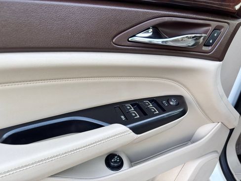 Used 2013 Cadillac Escalade ESV Platinum AWD/4WD image 36