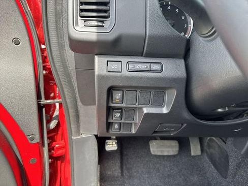 Used 2022 Nissan Frontier S w/ Technology Package RWD image 23