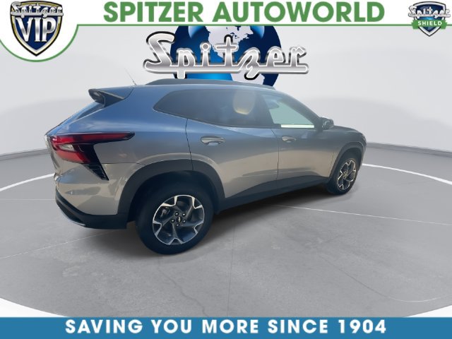 Used 2024 Chevrolet Trax LT FWD image 15