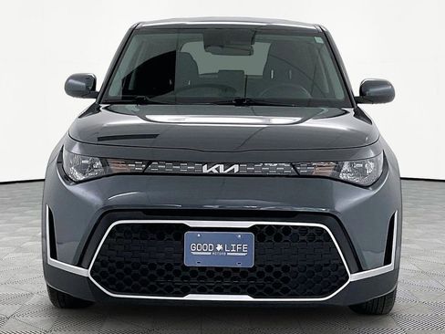 Used 2023 Kia Soul LX w/ Option Group 015 FWD image 2