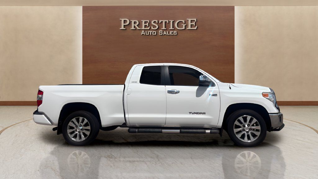 Used 2016 Toyota Tundra Limited w/ Limited Premium Package RWD image 1