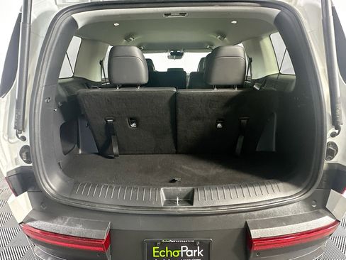 Used 2025 Hyundai Santa Fe SEL image 30