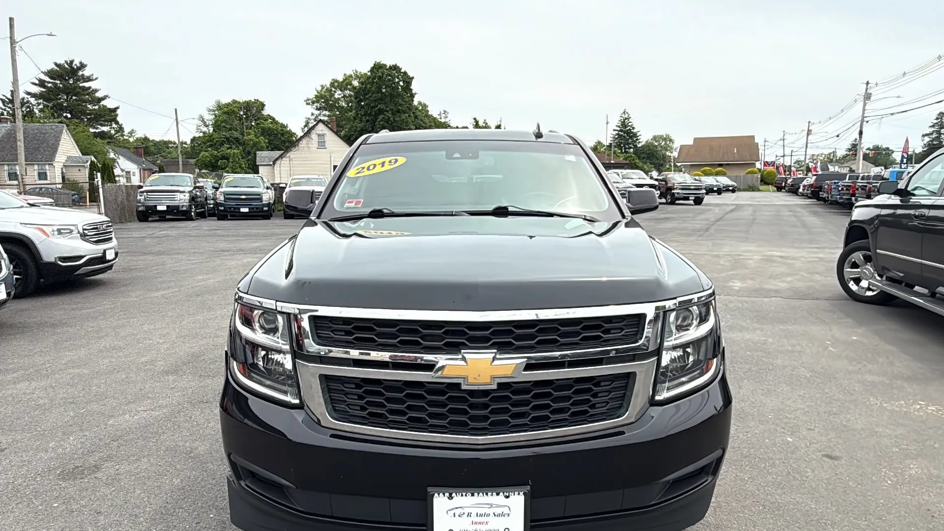 Used 2019 Chevrolet Tahoe LT AWD/4WD image 2