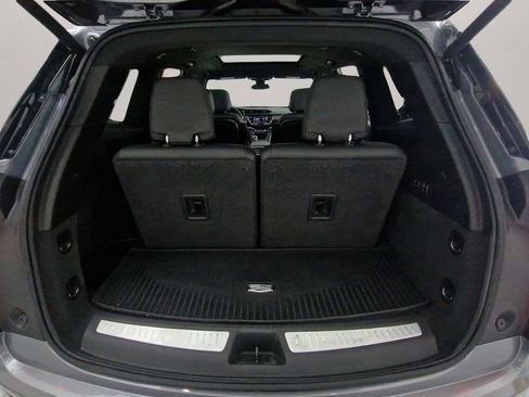 Used 2020 Cadillac XT6 Premium Luxury image 29