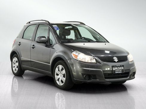 Used 2011 Suzuki SX4 AWD Hatchback image 7