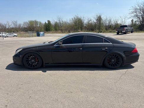 Used 2008 Mercedes-Benz CLS 550 image 6