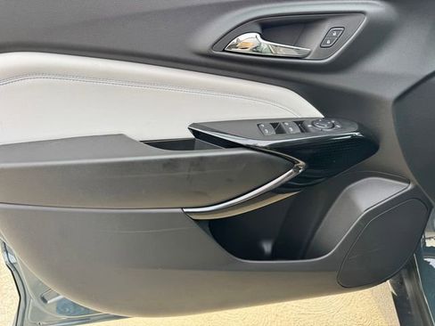 New 2026 Chevrolet Trax LT w/ Driver Confidence Package image 13