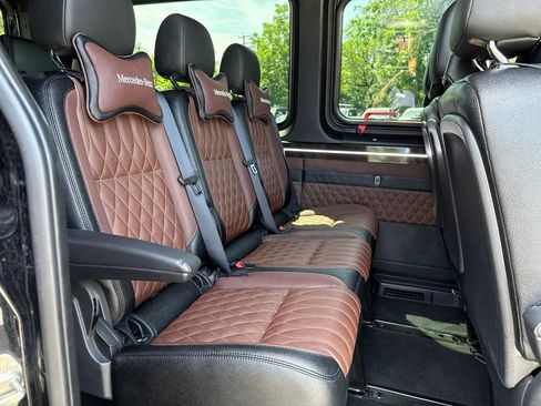 Used 2018 Mercedes-Benz Sprinter 2500 image 40