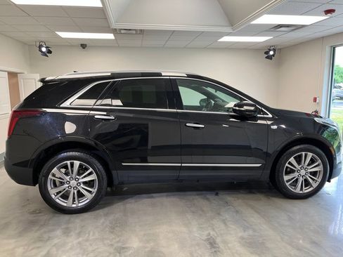 Used 2023 Cadillac XT5 Premium Luxury w/ LPO, Floor Liner Package AWD/4WD image 8