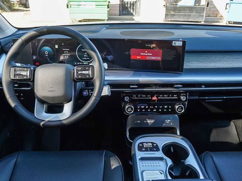 New 2026 Hyundai Ioniq 9 SEL image 13