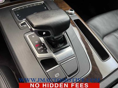 Used 2019 Audi Q5 2.0T Premium Plus w/ Premium Plus Package AWD/4WD image 32