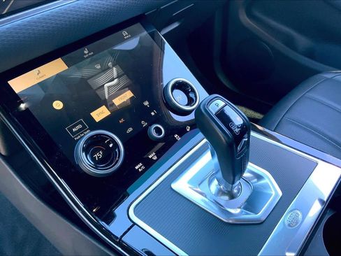 Used 2023 Land Rover Range Rover Evoque S image 15